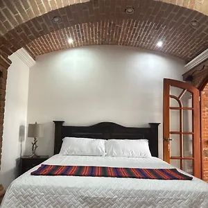 Casa Dos Tierras Guatemala